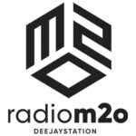 logo radio m2o